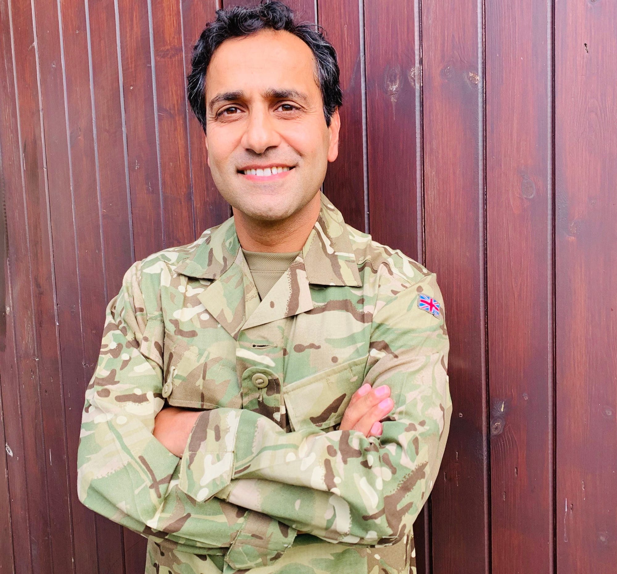 Rehman Chishti on X: "Delighted and proud to have today been commissioned to serve as a Special Reservist in the @BritishArmy serving our country 🇬🇧. Thank you @UrchTyrone for your advice on