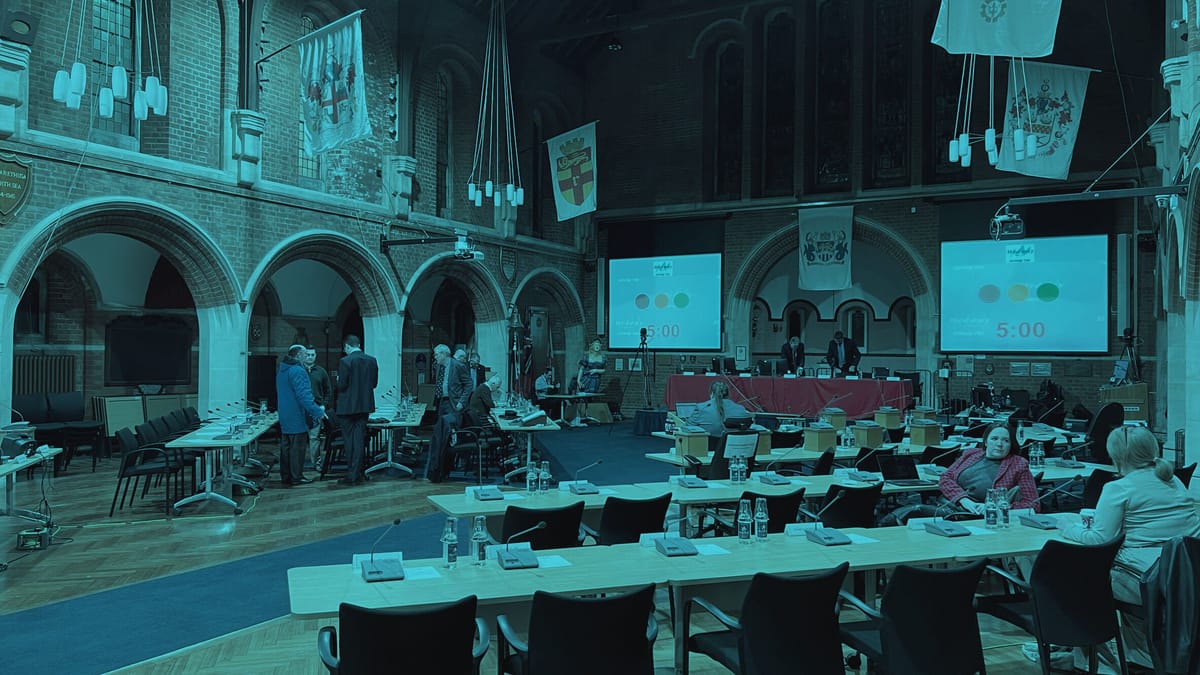 Will Medway turn turquoise?