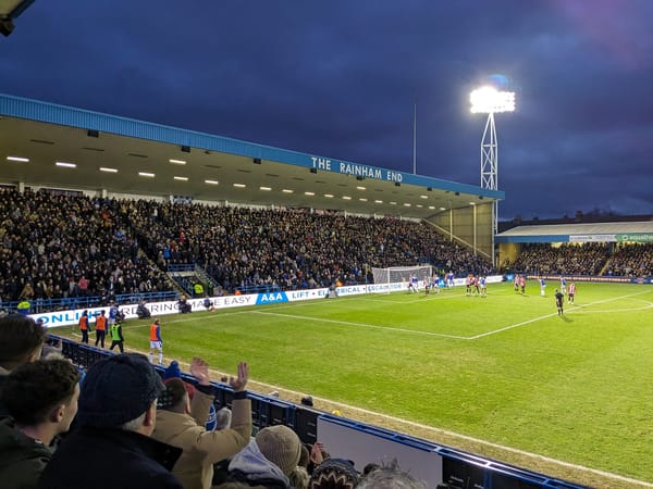 Why give careful analysis when you can give snap analysis?